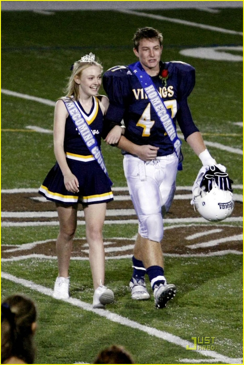 Dakota Fanning: Viking Homecoming Princess!
