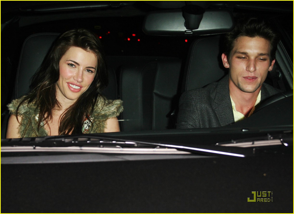 Daren Kagasoff & Jacqueline MacInnes Wood: Madeo Mates