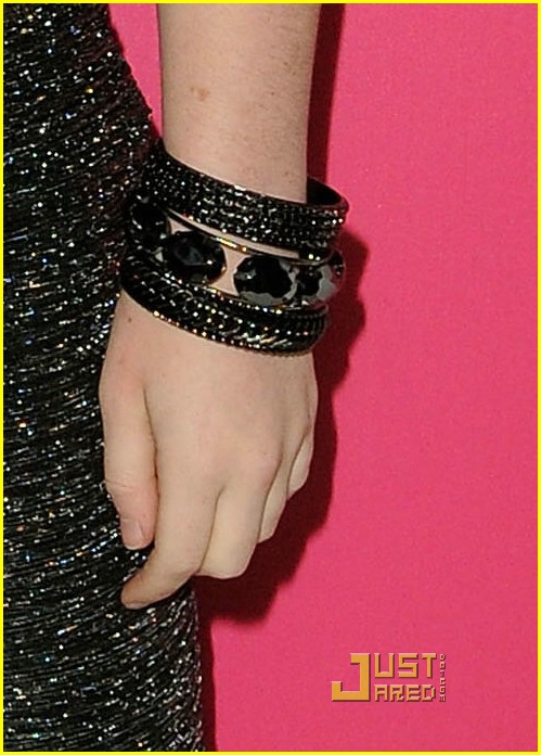 Jennifer Stone Stuns At The Style Awards