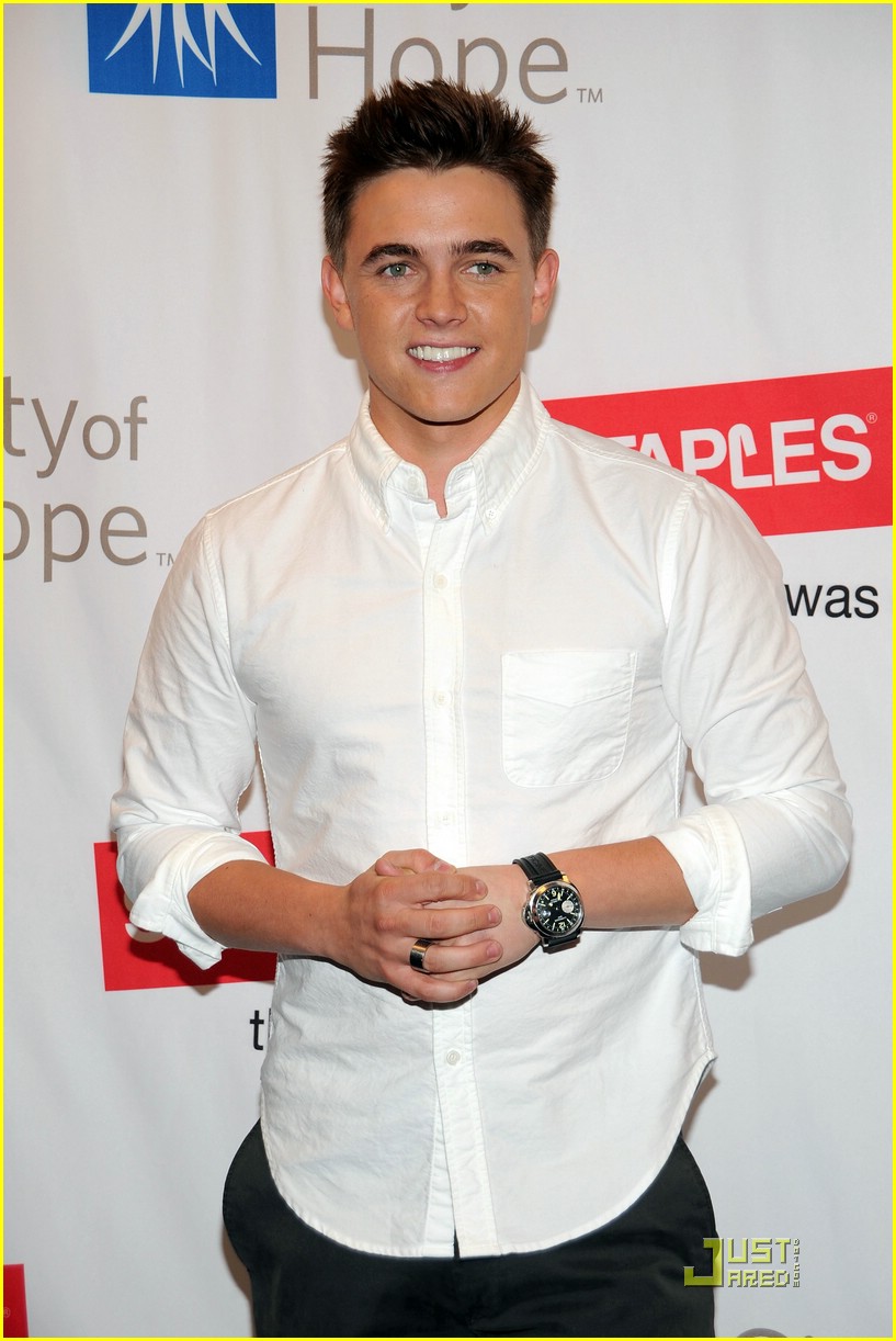 Jesse McCartney is Concert For Hope Hot