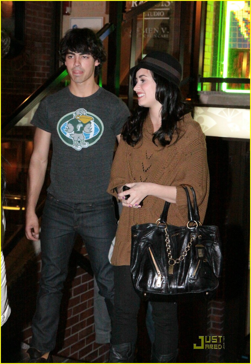 Joe & Kevin Jonas: Double Date with Demi & Danielle