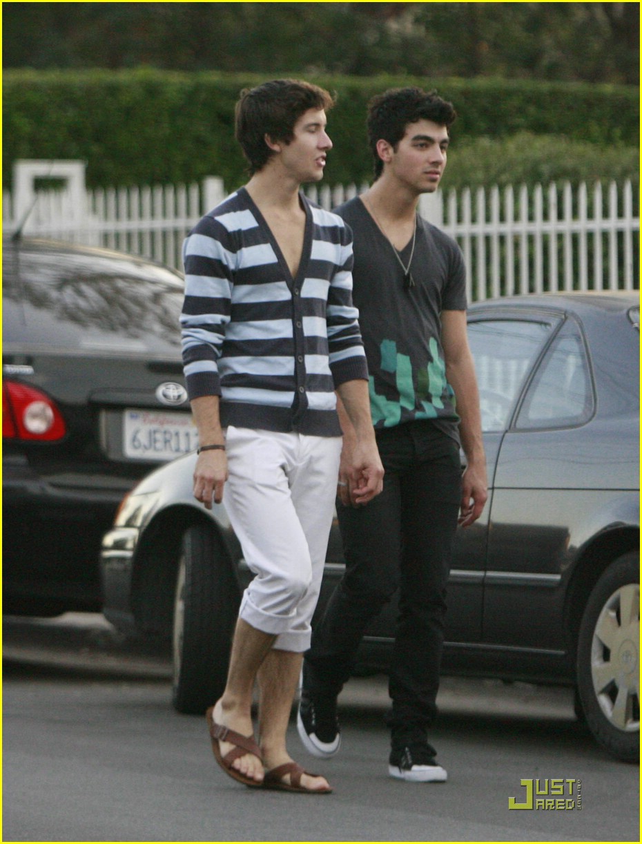 Joe Jonas is Yogurt Yummy