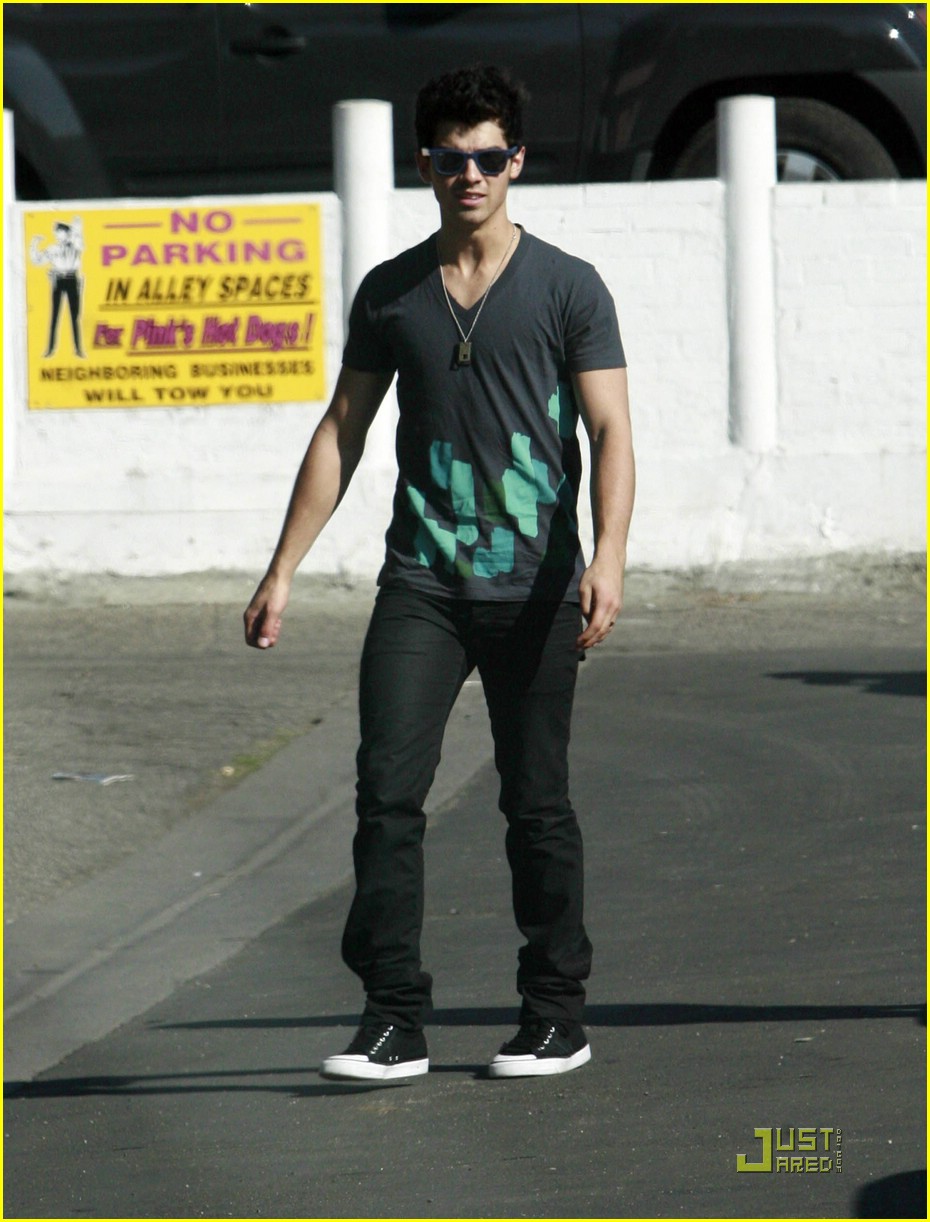 Joe Jonas is Yogurt Yummy