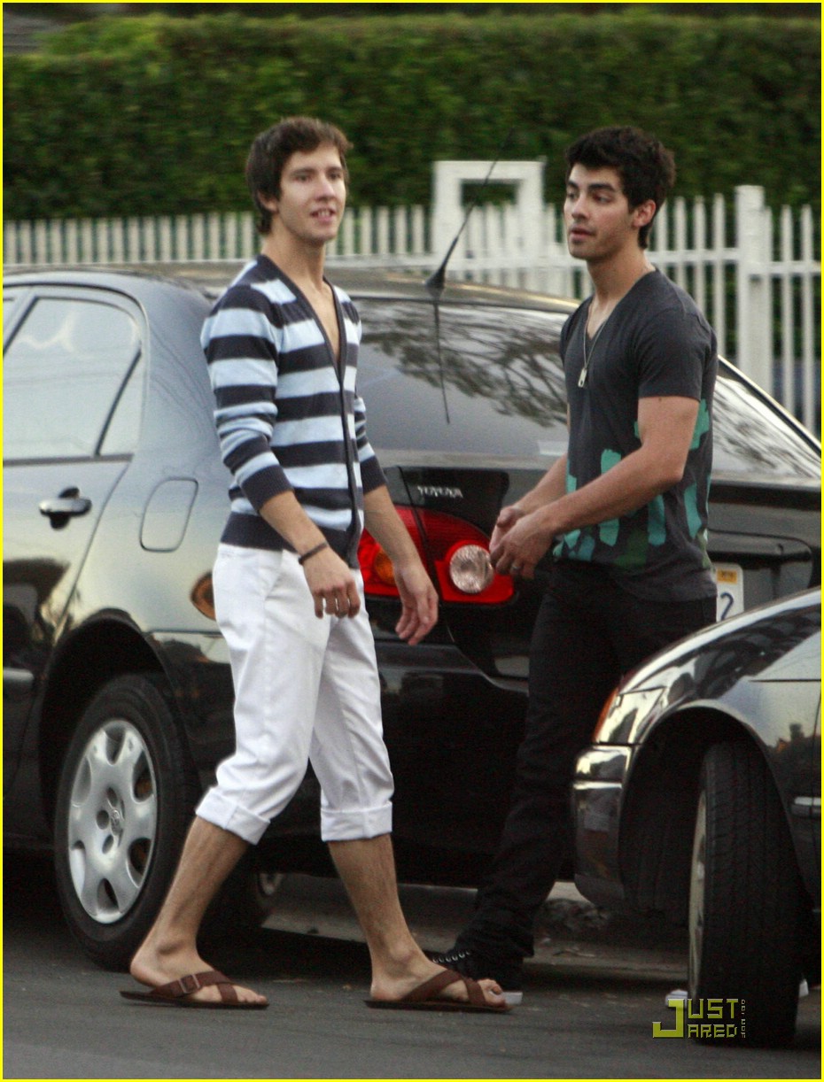Joe Jonas is Yogurt Yummy