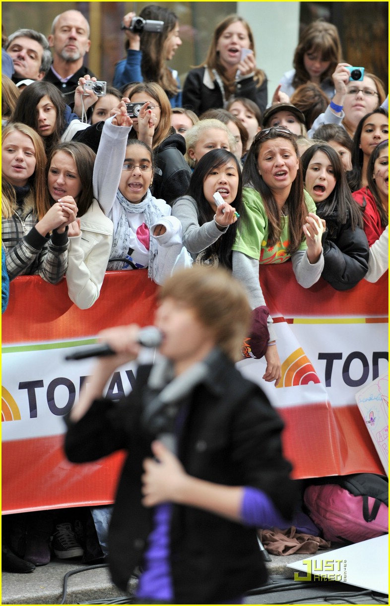 Justin Bieber Performs On The Today Show