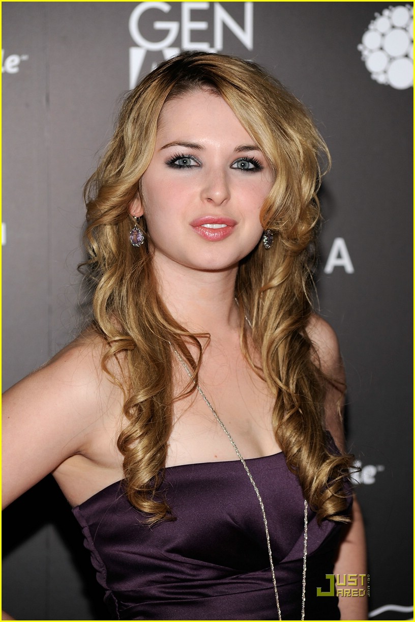 Kirsten Prout is Purple Pretty