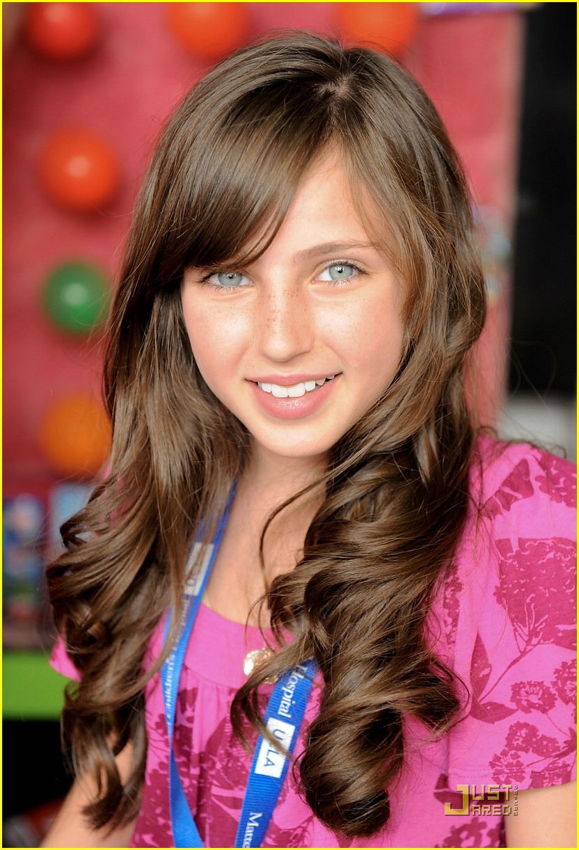 Ryan Newman: Party At The Pier!