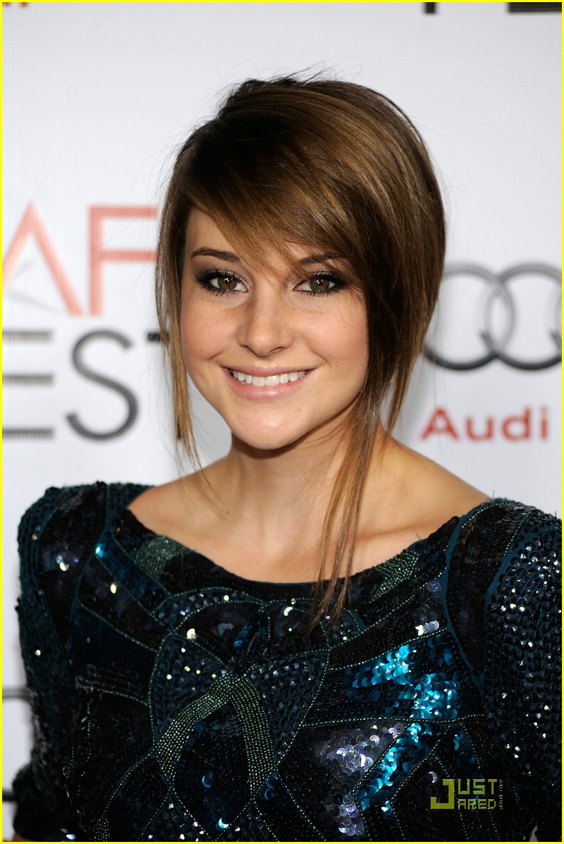 Shailene Woodley is Mr. Fox Fantastic