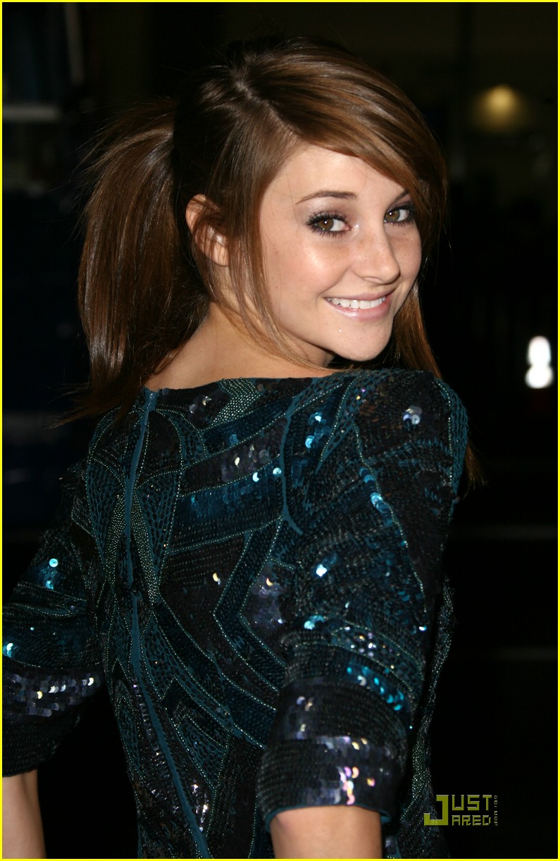 Shailene Woodley is Mr. Fox Fantastic