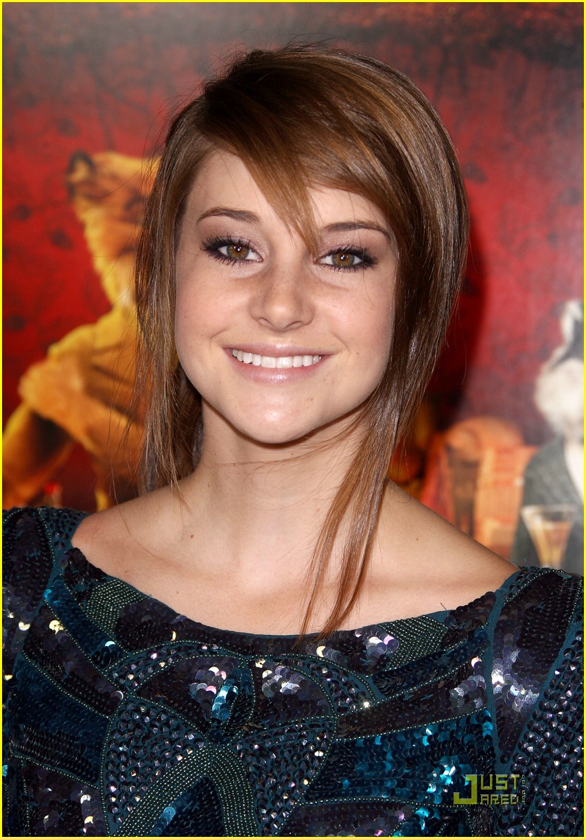 Shailene Woodley is Mr. Fox Fantastic