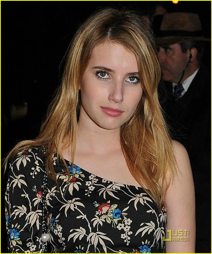 Emma Roberts: Box Beauty