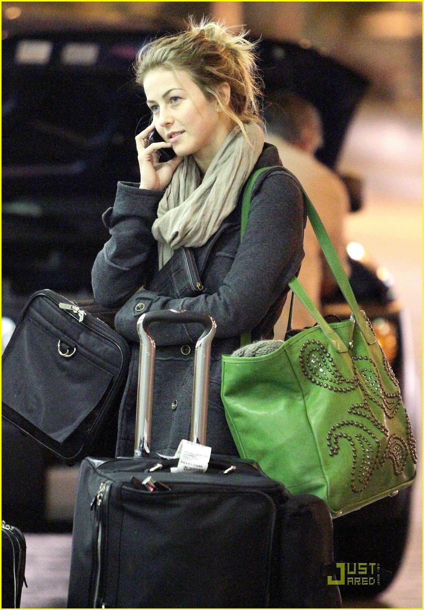 Julianne Hough is a Bag Lady