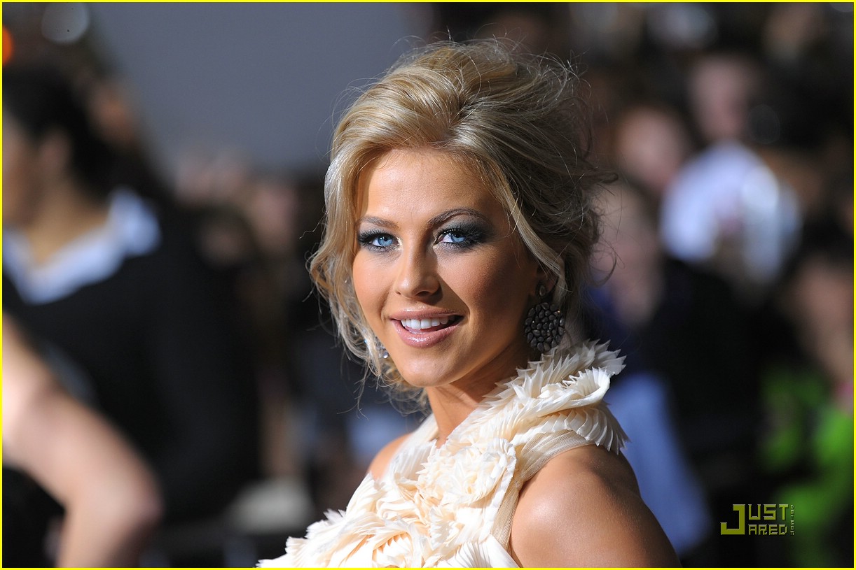 Julianne Hough: Edward's More Mysterious