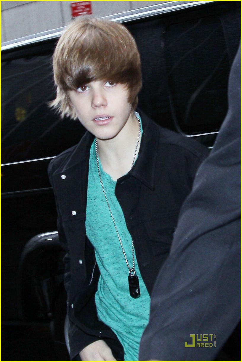 Justin Bieber: Rihanna Turned Me Down