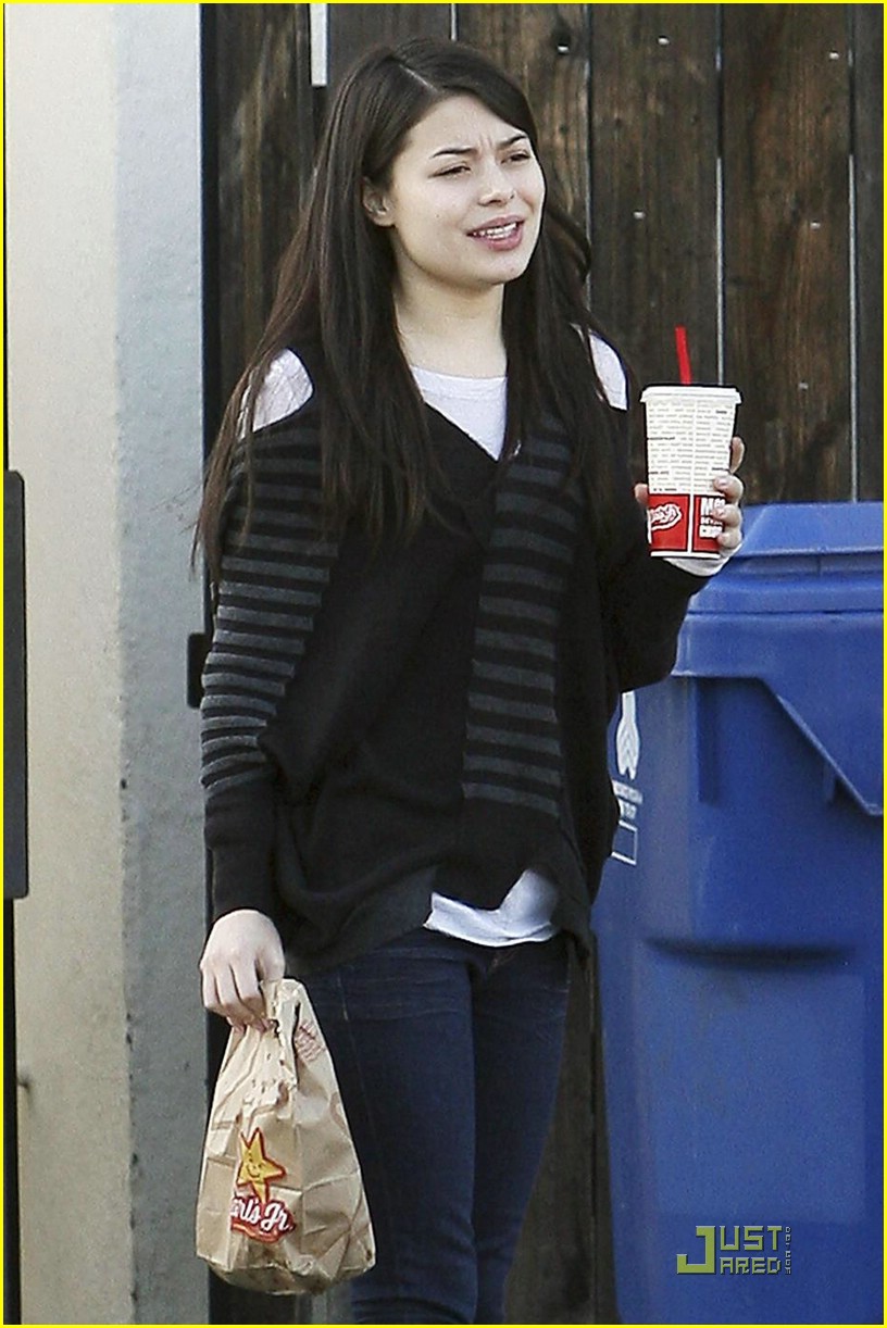 Miranda Cosgrove: Craving Carl's Jr.