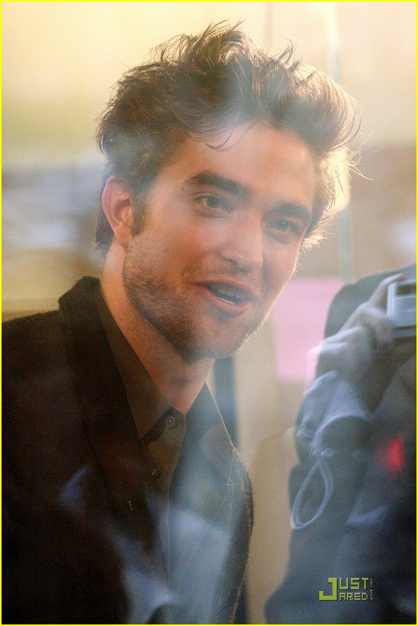 Robert Pattinson Talks Rumors On Today Show