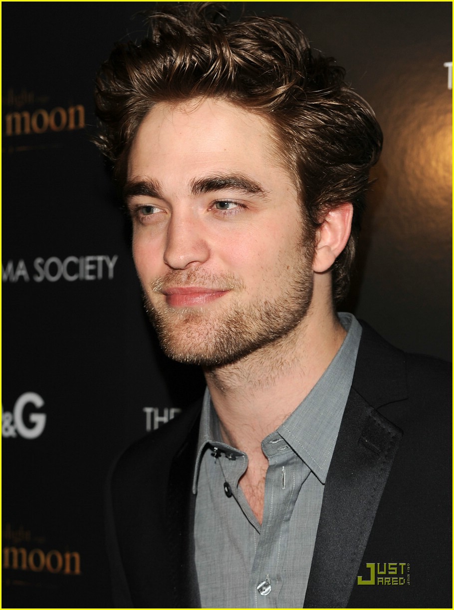 Robert Pattinson: Vanity Fair Cover Is Surreal