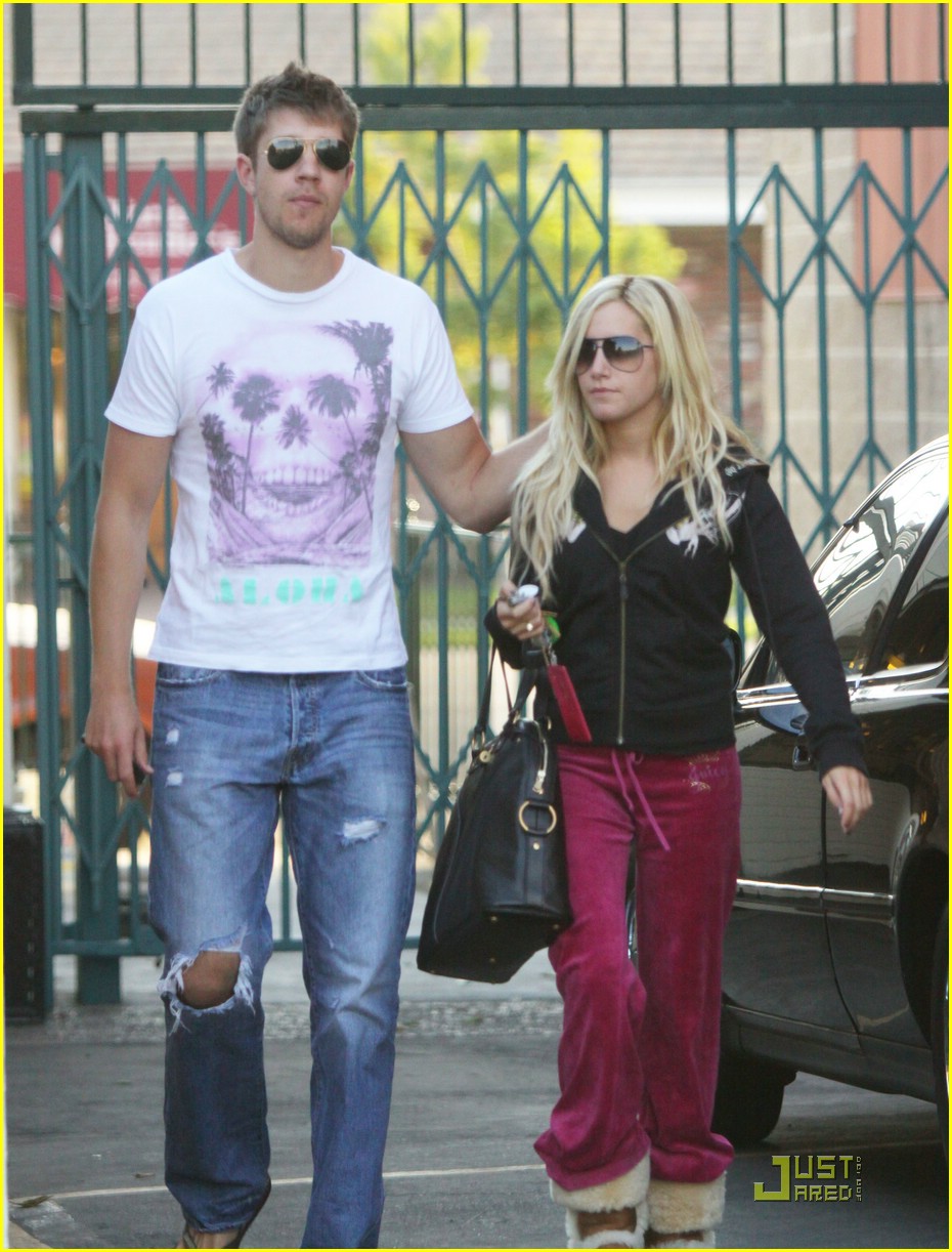 Ashley Tisdale & Scott Speer: Paty's Pair