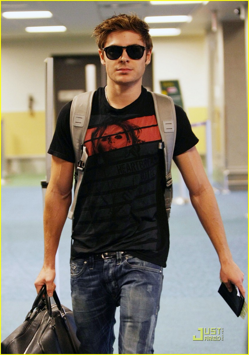 Zac Efron: Goodbye, Vancouver