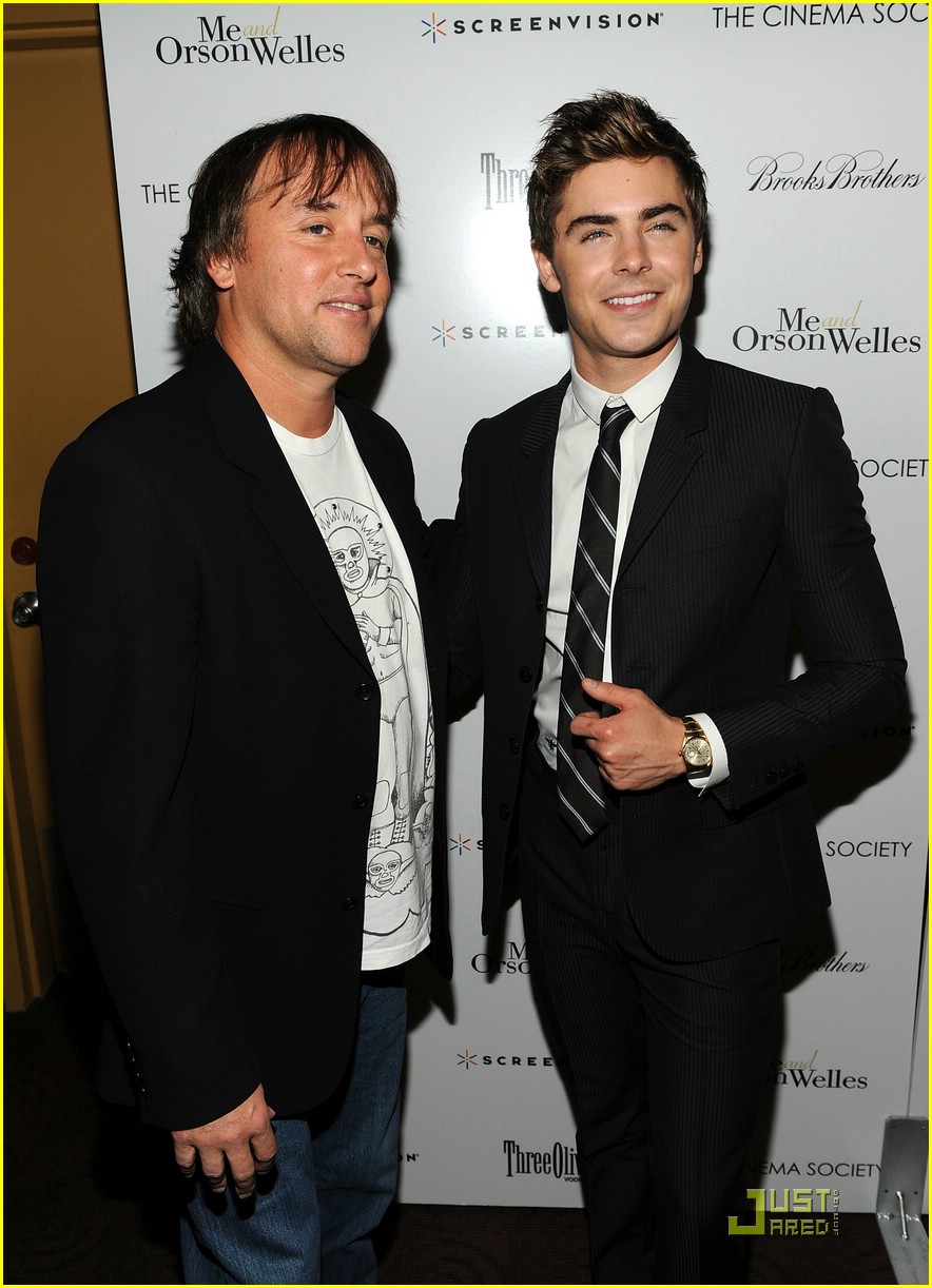 Zac Efron is Chelsea Cinemas Charming