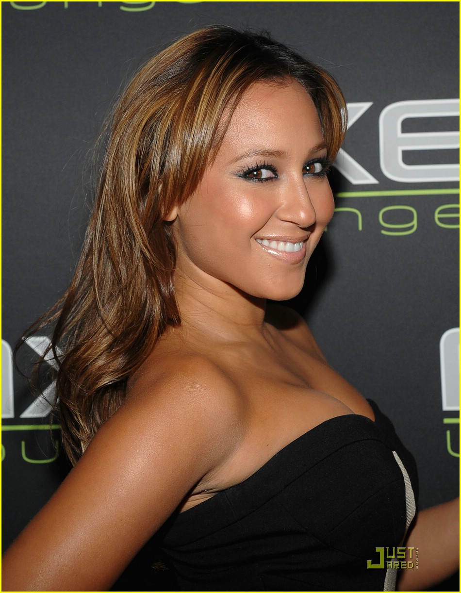 Adrienne Bailon Brings Christmas to Children