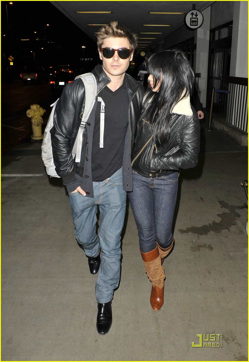 Zac Efron & Vanessa Hudgens are L.A. Lovers