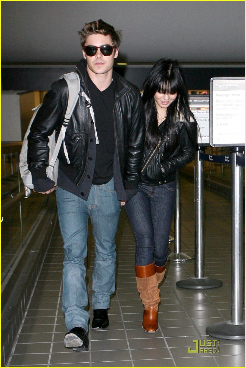 Zac Efron & Vanessa Hudgens are L.A. Lovers