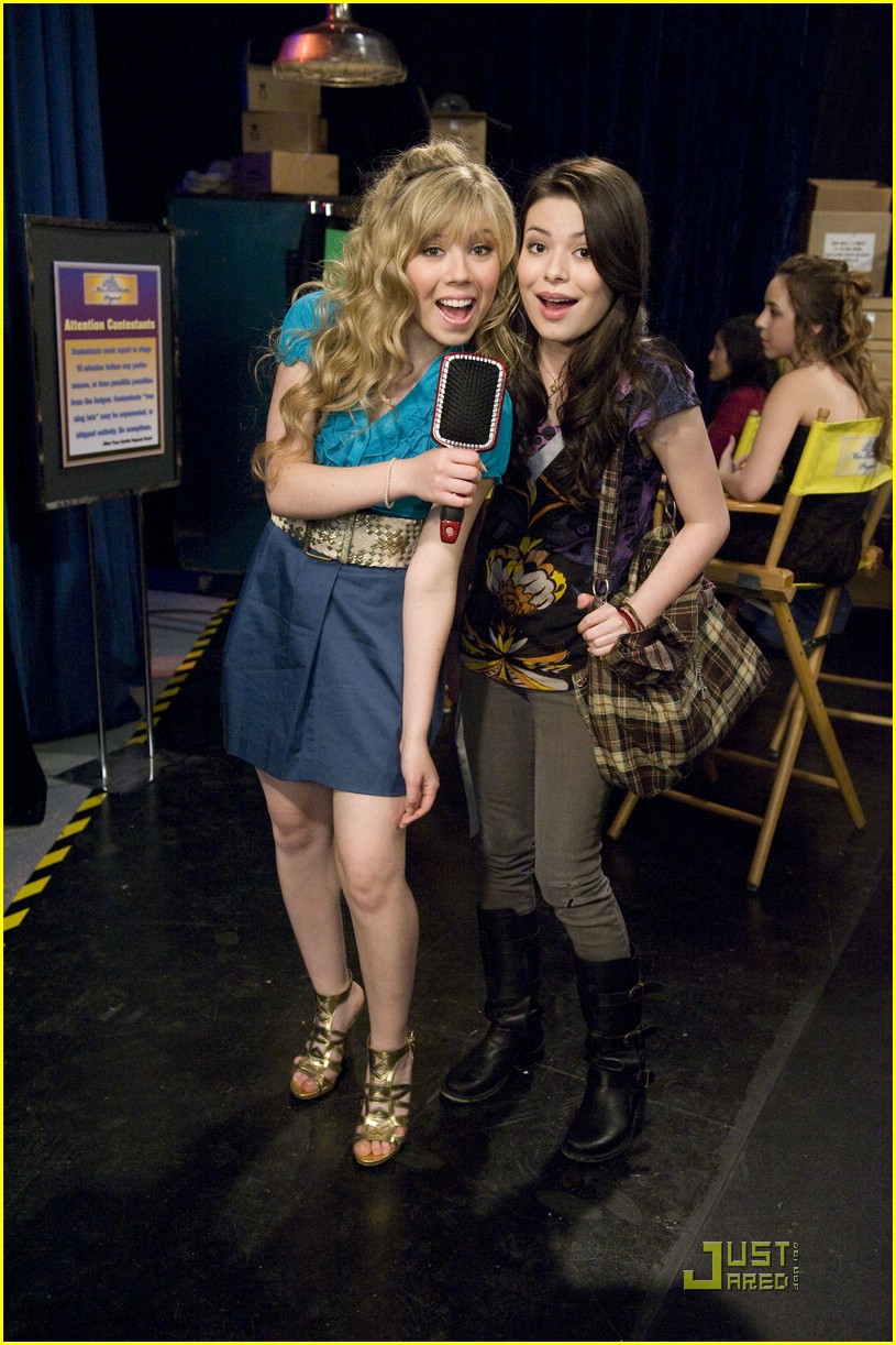 Jennette McCurdy is Pageant Pretty