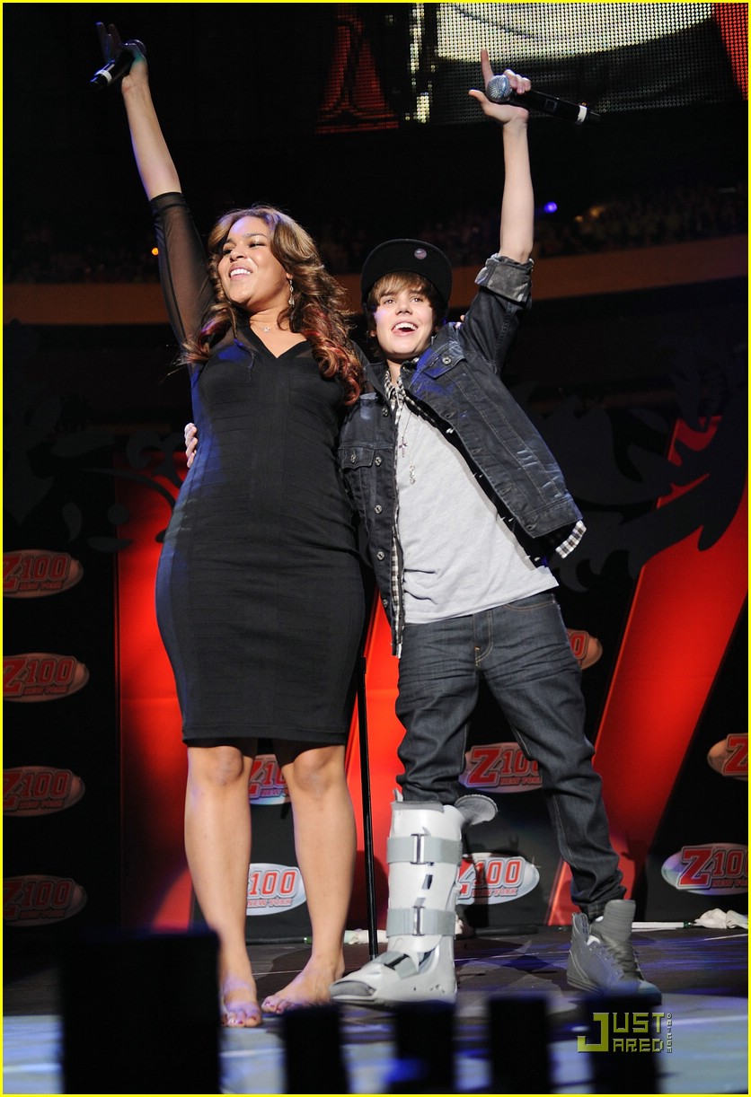 Justin Bieber & Jordin Sparks: No Air Amazing!