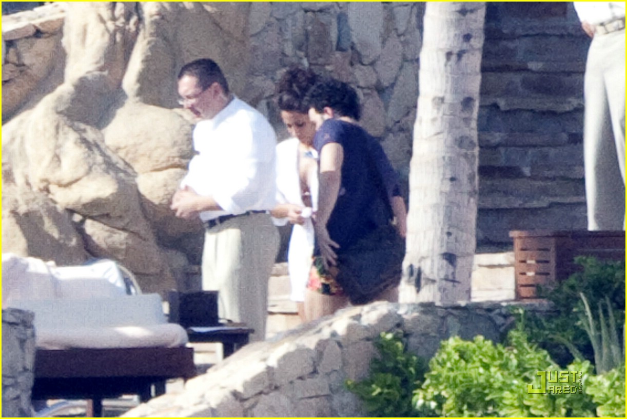 Kevin Jonas & Danielle Deleasa: Mexico Magic