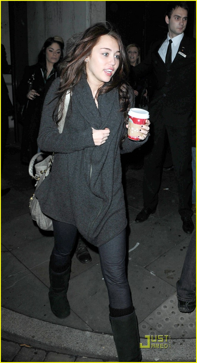 Miley Cyrus: Christmas Coffee Cute