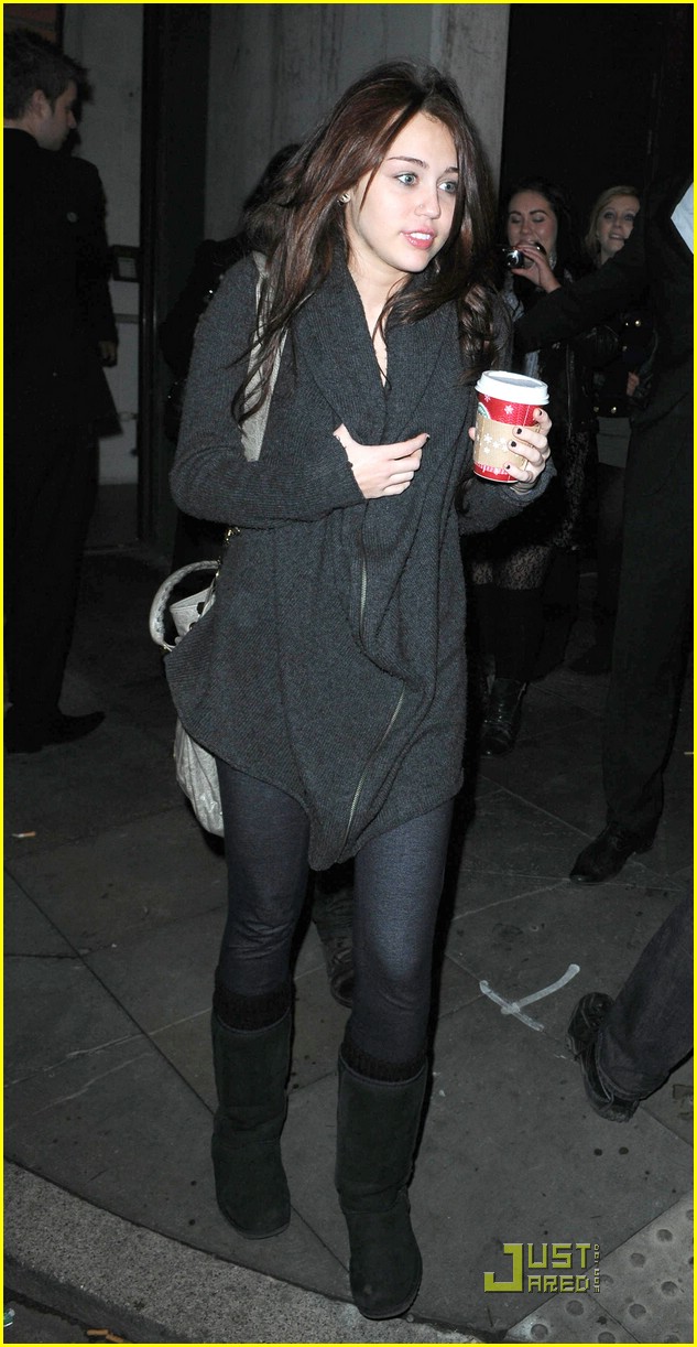 Miley Cyrus: Christmas Coffee Cute