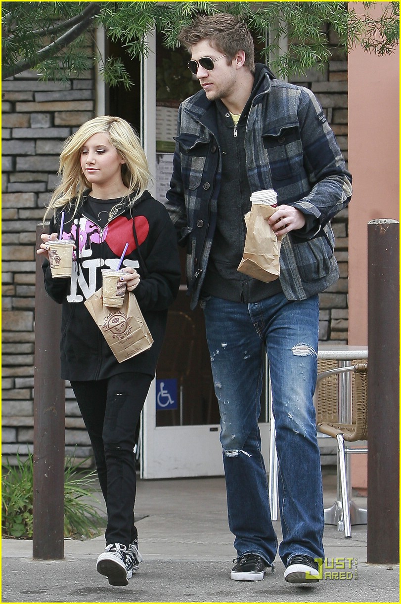 Ashley Tisdale & Scott Speer: Going To Disneyland!