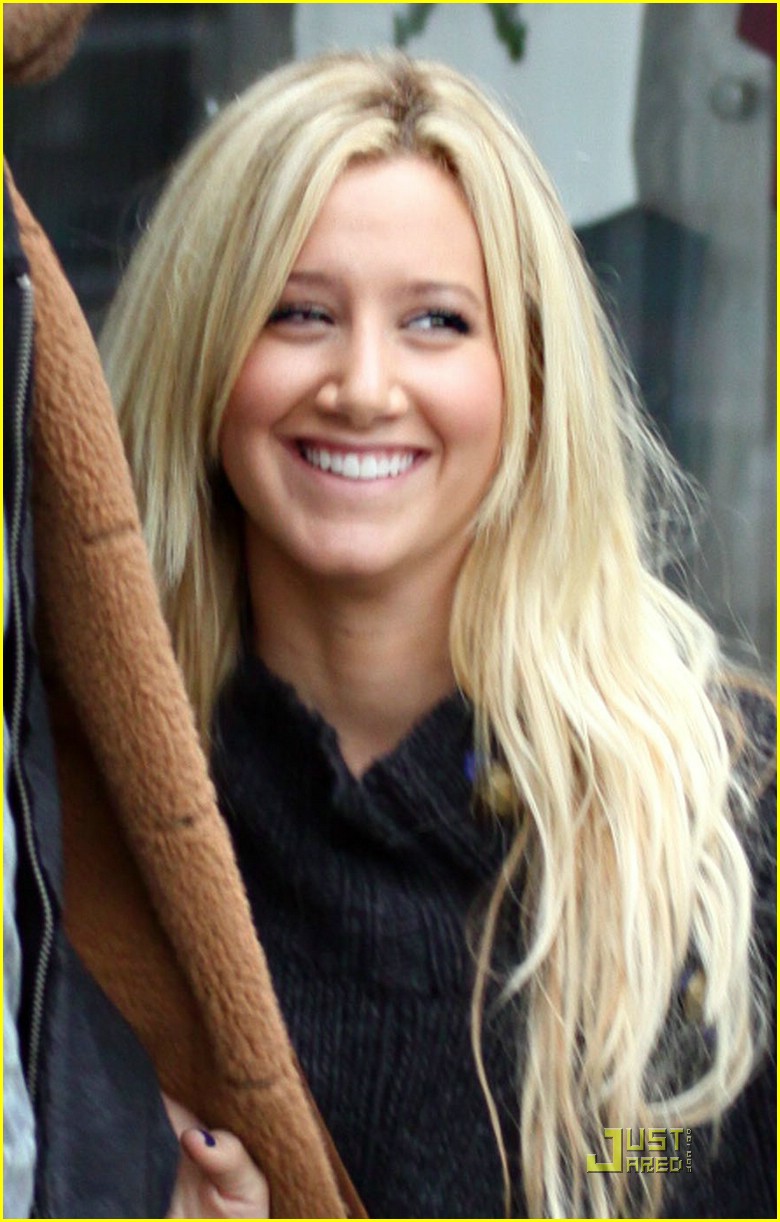 Ashley Tisdale & Scott Speer Come Back To Urth