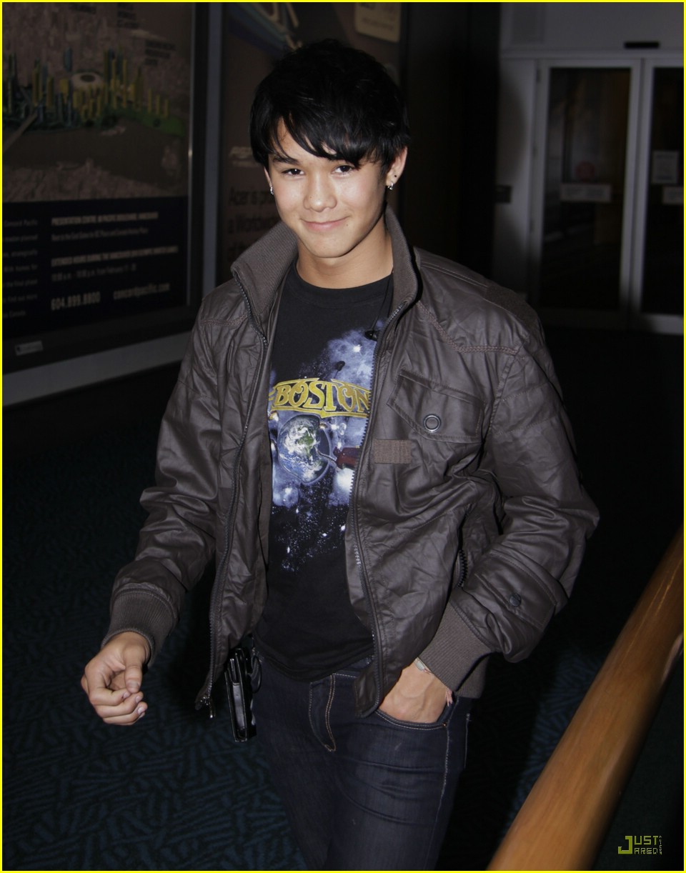 Meet BooBoo Stewart in Vancouver Today!