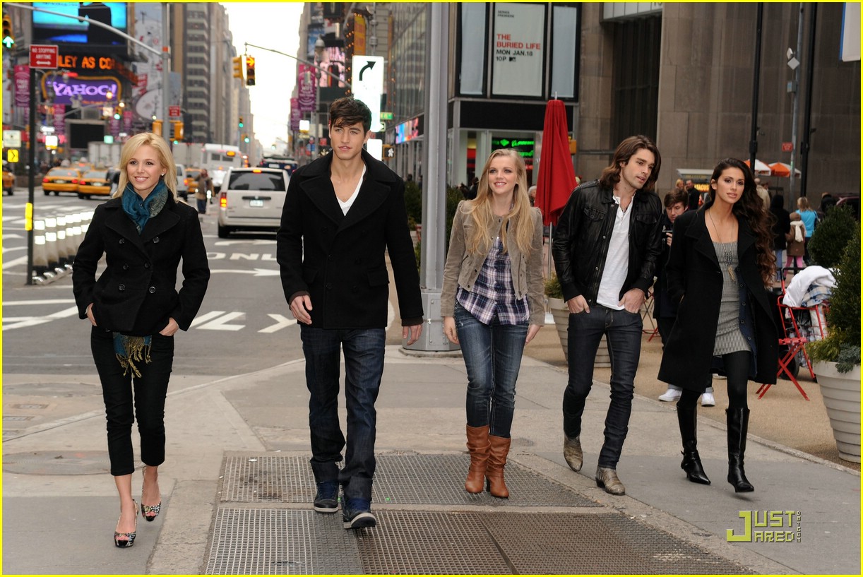 Justin Gaston: Miley Cyrus is a Heartbreaker