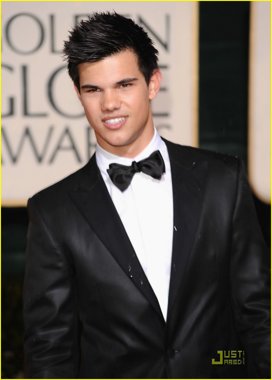 Taylor Lautner is a Golden Globes Guy
