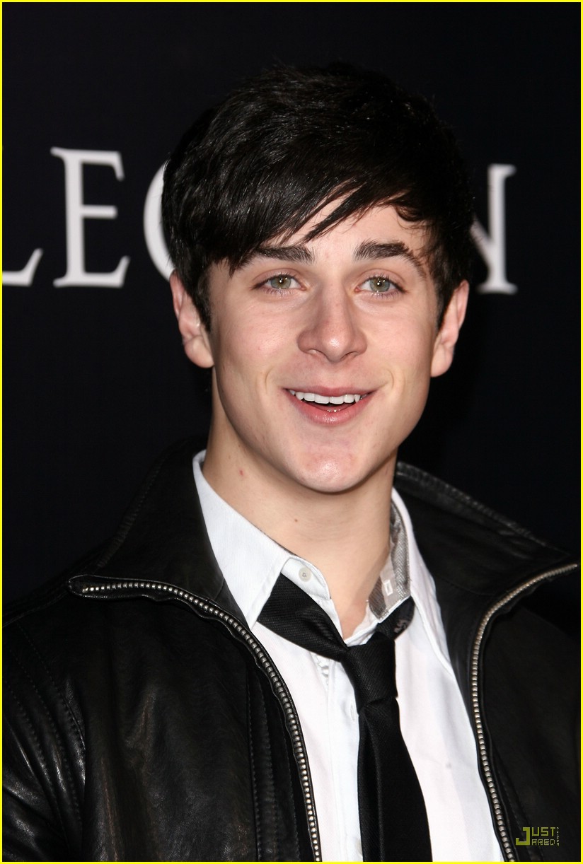 David Henrie is a Legion Lad