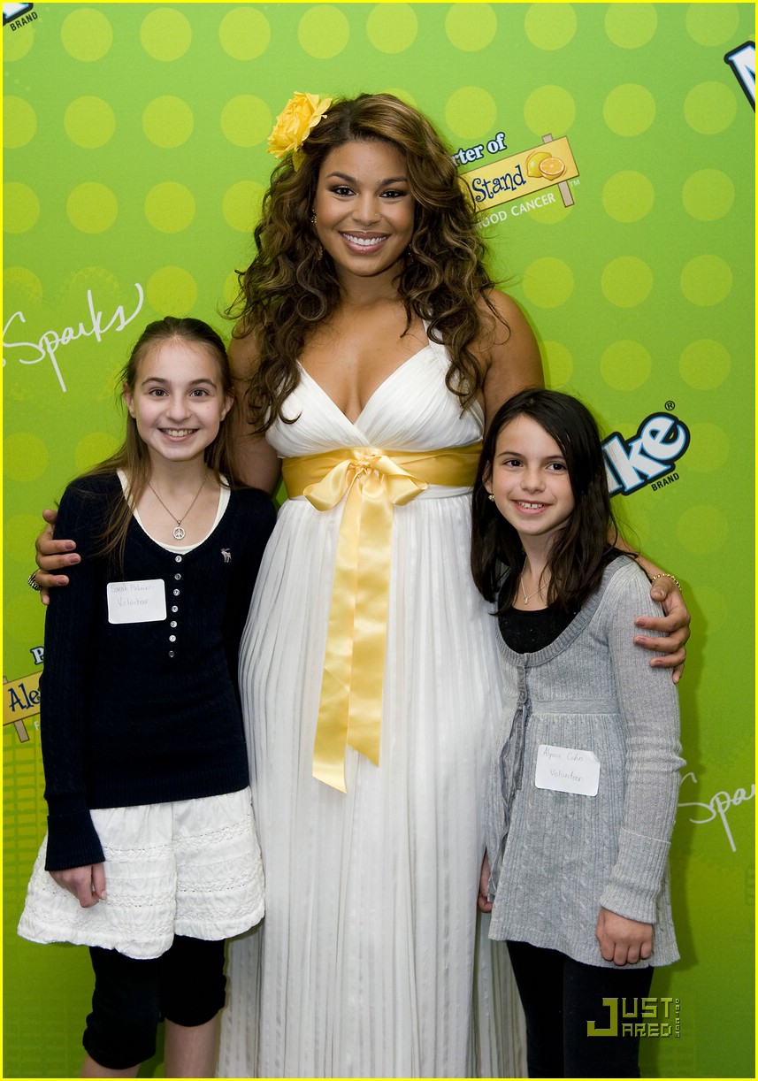 Jordin Sparks is Lemon Lovely