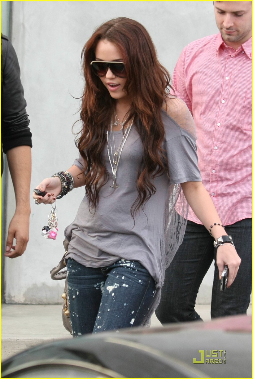 Miley Cyrus is Coffee Cute