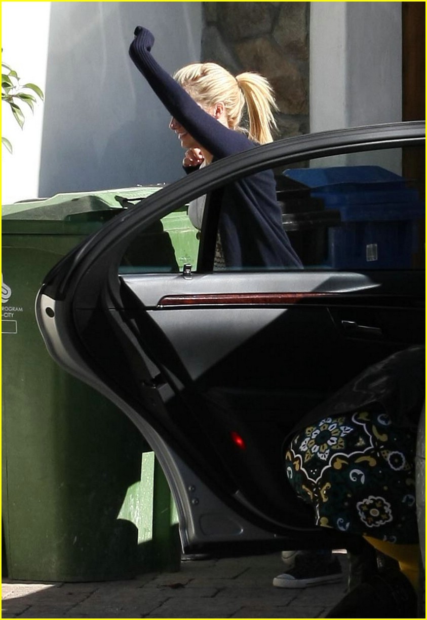 Ashley Tisdale & Nastia Liukin: What If Duet!