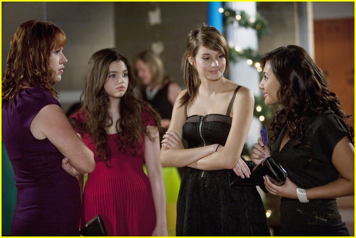 Francia Raisa & Megan Park find The Rhythm of Life