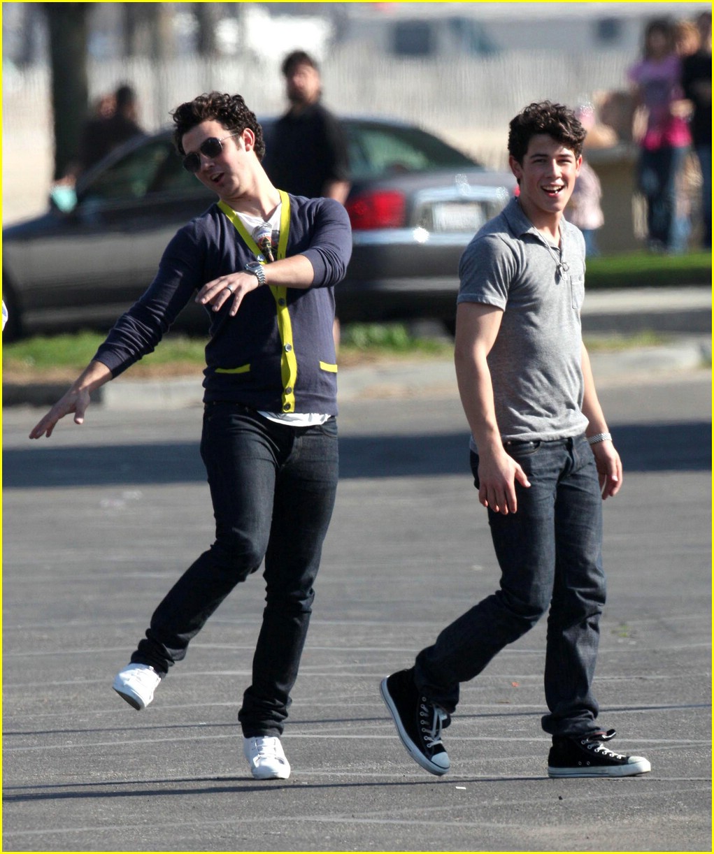 Nick & Joe Jonas: I Got It!