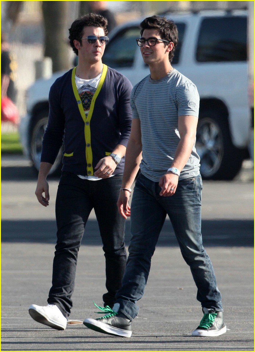Nick & Joe Jonas: I Got It!