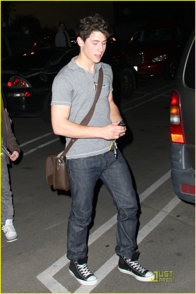 Kevin, Danielle, Nick and Frankie Jonas: Party at Pinz