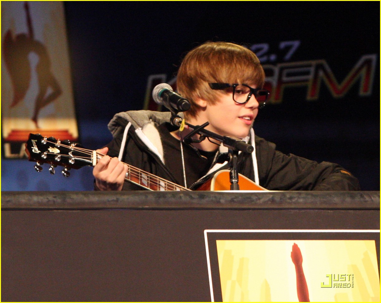 Justin Bieber Finally Makes His Free Concert