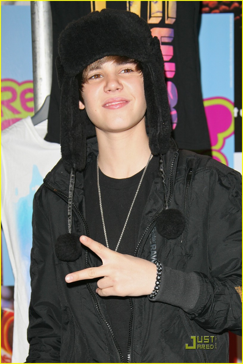 Justin Bieber To Appear on SNL