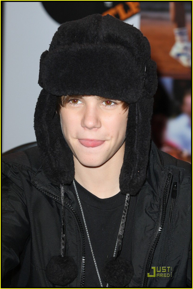 Justin Bieber To Appear on SNL