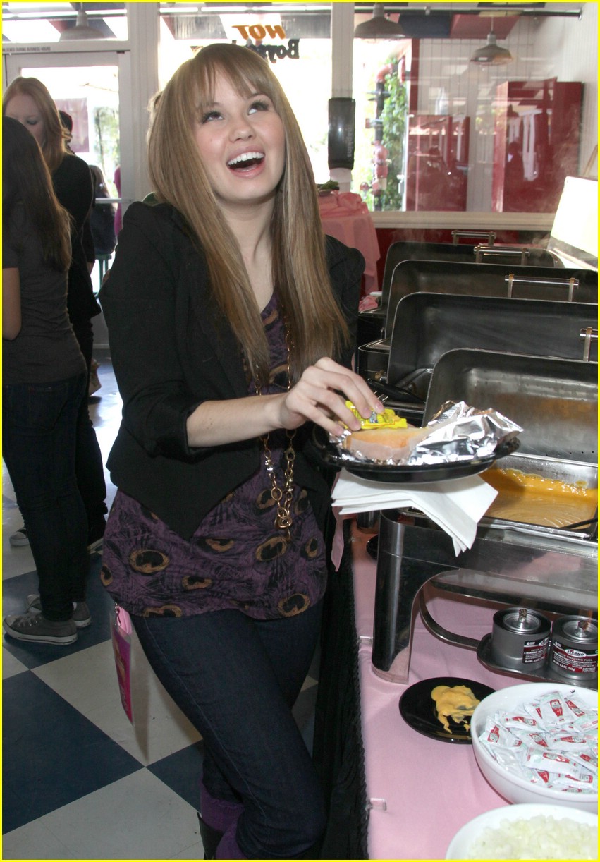 Debby Ryan & Anna Maria Perez de Tagle: Pinks Party!