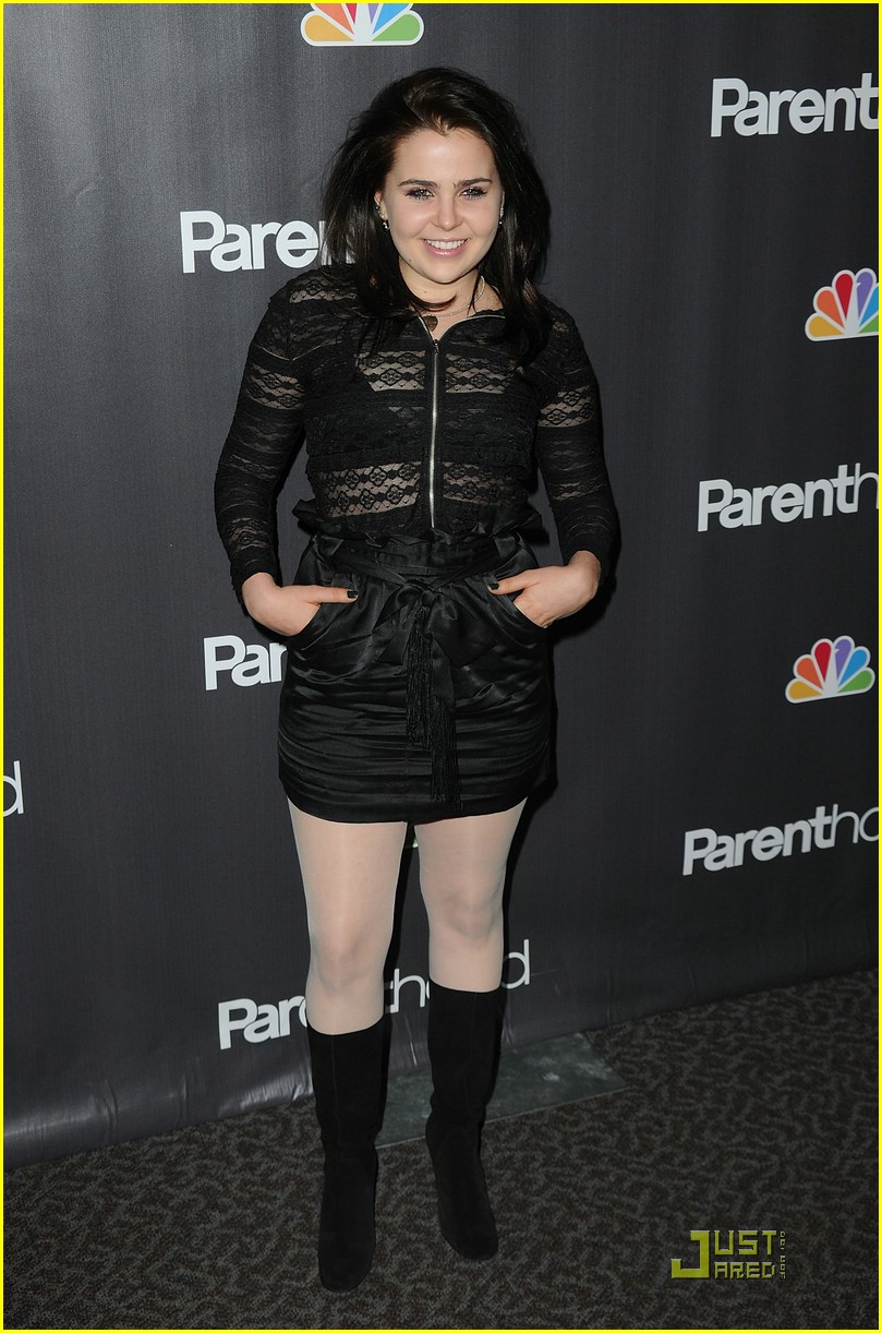 Mae Whitman is Parenthood Pretty